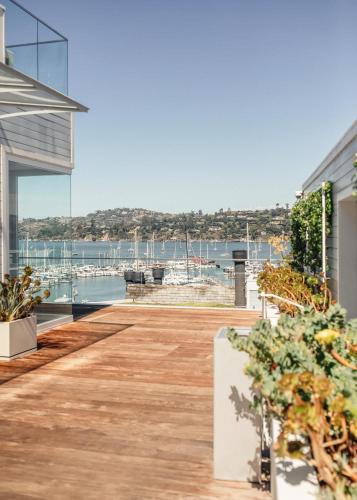 Casa Madrona Hotel & Spa Room Type - Triple Room
