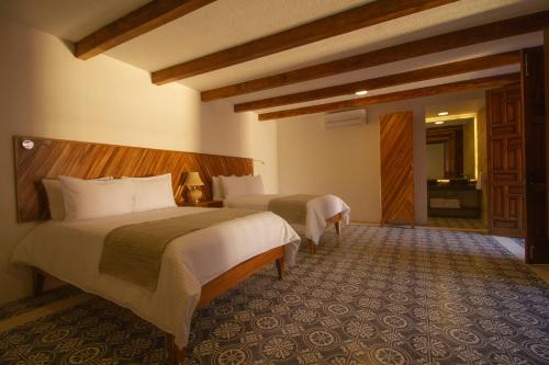 256013592 NaNa Vida Hotel Morelia