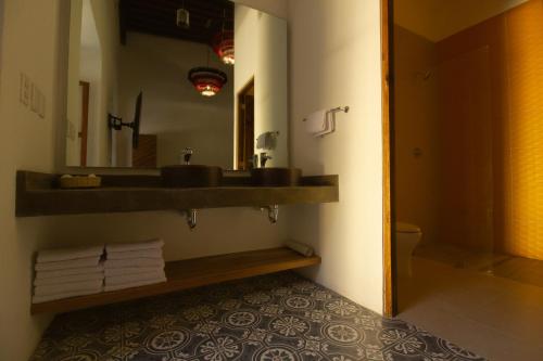256014501 NaNa Vida Hotel Morelia
