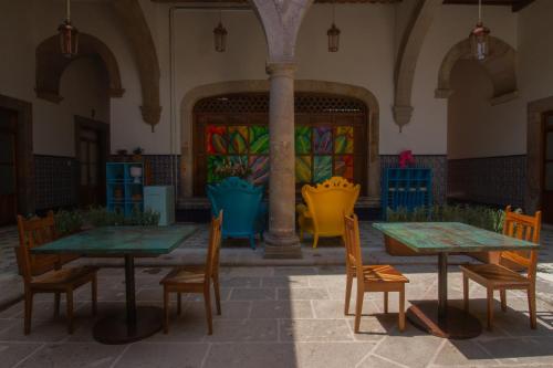 256015781 NaNa Vida Hotel Morelia