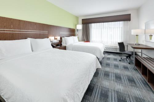 Holiday Inn Express & Suites Dallas NW - Farmers Branch, an IHG Hotel