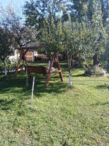 กิจกรรม, Casa traditionala Subcetate in เมอร์คูเรียคูก