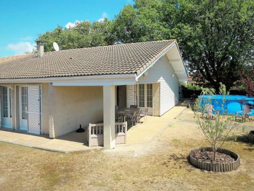 Holiday Home La Julianaise - SUL115 gîte à louer Soulac-sur-Mer
