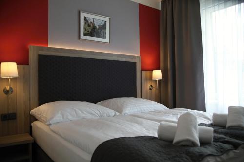 2 twin beds