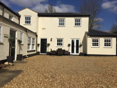 Courtyard Cottage - Great Paxton