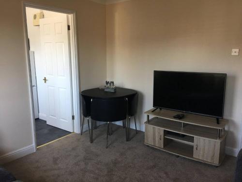 Eaton Ford Green Apartment - image 9