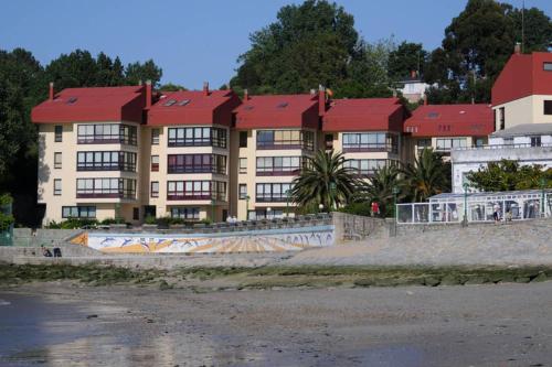  A Coruña - Playa Santa Cristina, Perillo-Oleiros in Oleiros