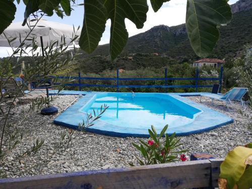 Leonidio small hause with swimming pool