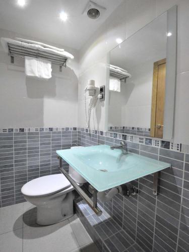 BARCELONA GOTIC Guesthouse – Barcelona, NJ