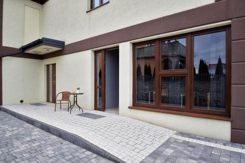 Aparthotel Globus - bezkontaktowa obsługa 3