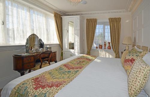 Haven Hall Hotel - image 3