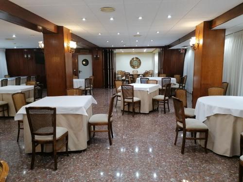 Restaurant, Hostal la Parrilla in Tudela