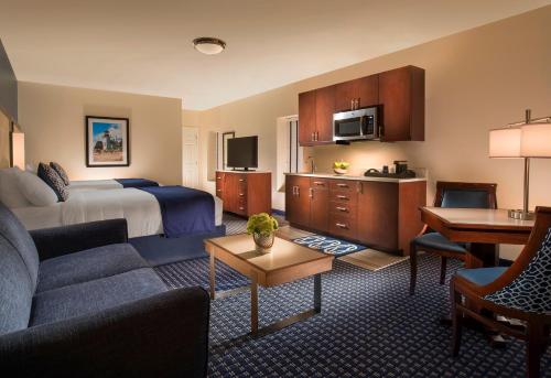 Bristol Harbor Inn – Bristol, RI