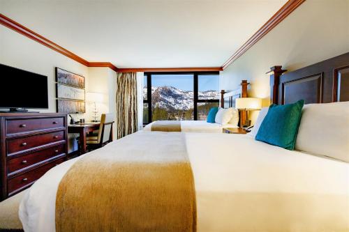 Everline Resort and Spa, Lake Tahoe
