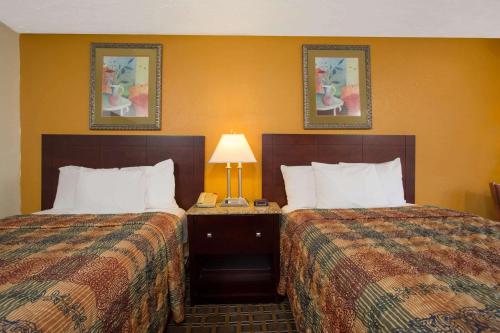 Days Inn by Wyndham Chester in Chester, USA
