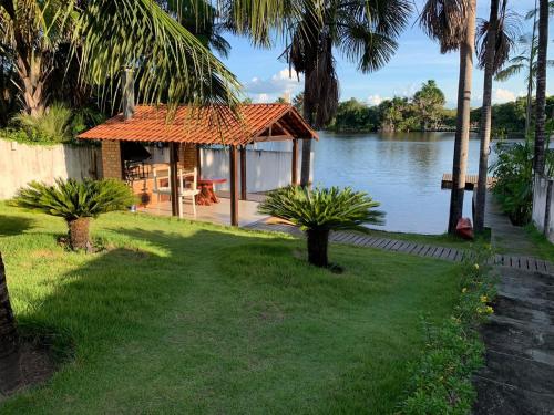 Casa Aconchegante à Beira do Rio Preguiças 4 qts