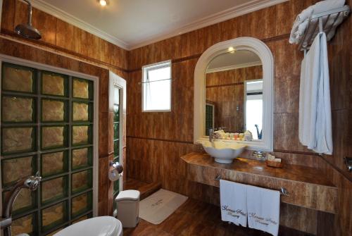 Grand Executive Suite image 1