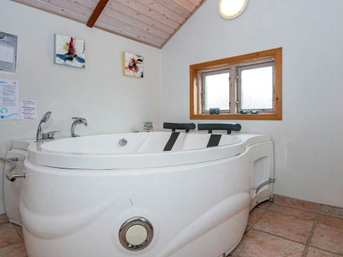  Three-Bedroom Holiday home in Hemmet 26 in Hemmet