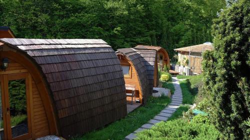 Glamp V Hluboké - Yurts and Wooden Houses