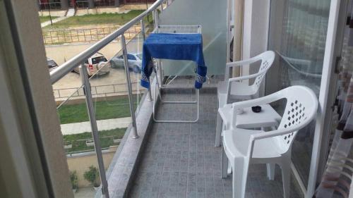 Apartment Primorsko - NEW - Meters away from the north beach!