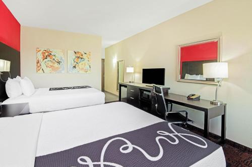 La Quinta by Wyndham Elk City in Elk City, USA
