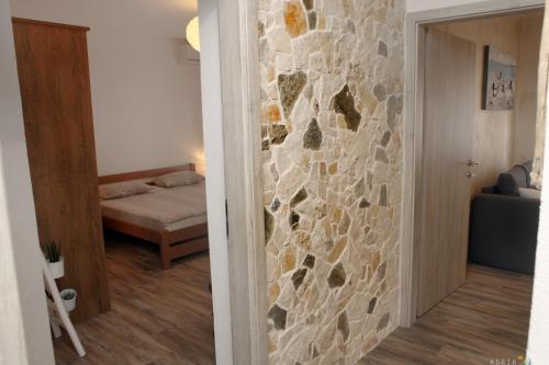 One-Bedroom Apartment image 9
