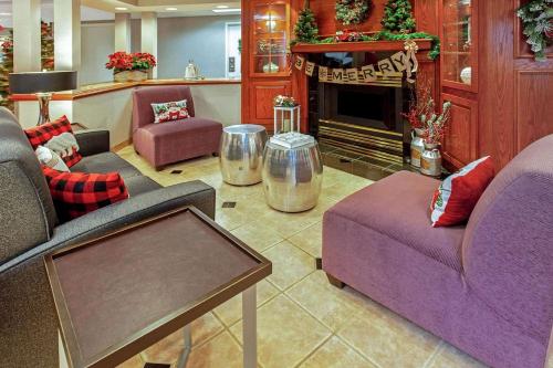 La Quinta by Wyndham Milwaukee Delafield in Delafield, USA
