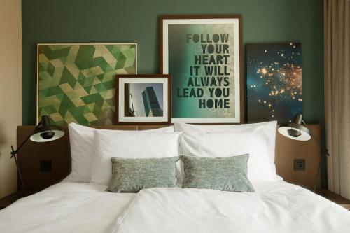 Classic King or Twin Room