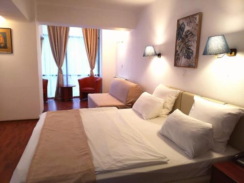 Atrium Hotel Bucharest City Center - image 7