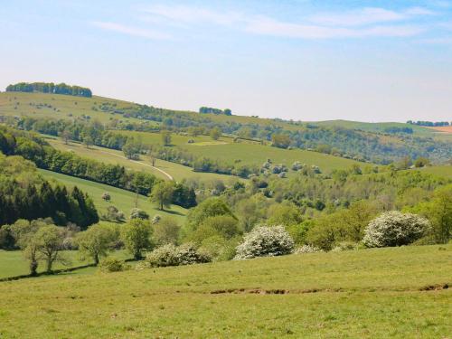 Beresford Dale - main image