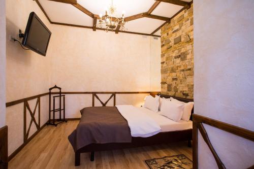 Hotel Myslyvskiy Dvir - image 11