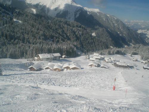 Apkārtne, Dreimäderlhaus (Dreimaderlhaus) in Garfrescha