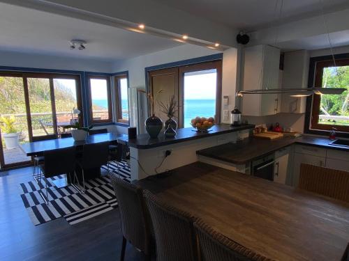 Kitchen, Le Bout du Monde in Saint Leonard