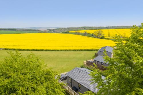 Exterior view of Wolds Away