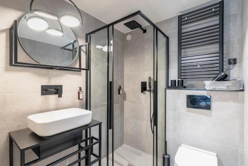 RESIDENCE MONTEFIORE - image 12