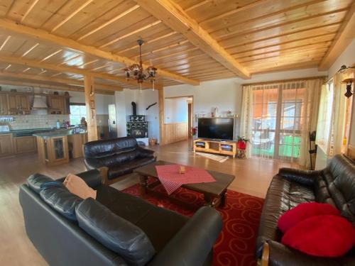Luxusní horský apartmán v Beskydech - image 11