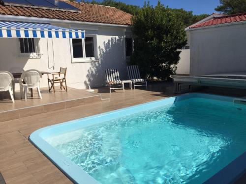 Welcoming house with pool very close to the dunes gîte à louer Forêt du Junca