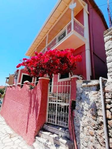  Traditional Panoramic Sea View House in Lákones