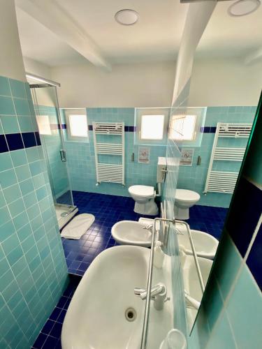 Francis Superior Rooms - image 2