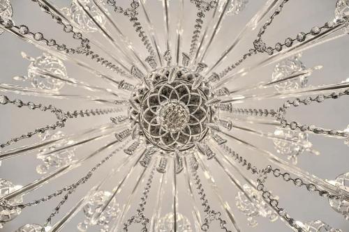 Hotel Spring - image 12