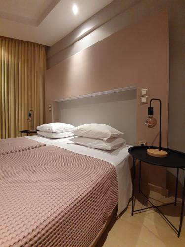 Twin Room with Garden View image 3