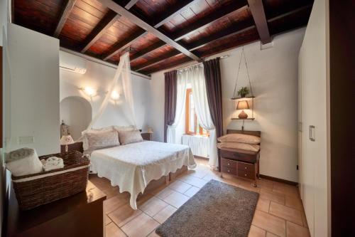  Porto Valentino 2, Ferienwohnung in Sirmione