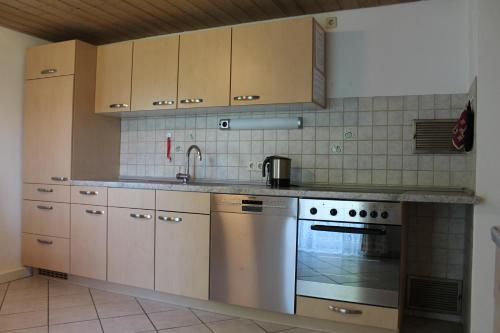 廚房, Ferienhaus Anni in 羅特河畔羅特