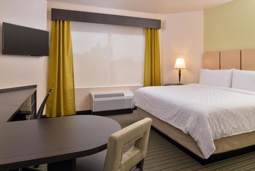 Candlewood Suites Austin Airport