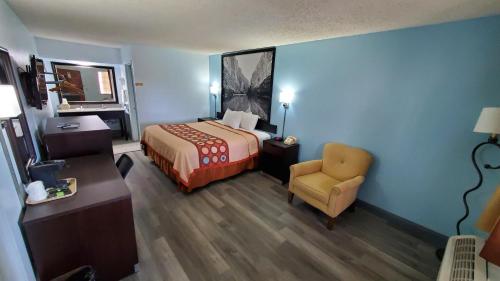 Super 8 by Wyndham Van Horn - image 7