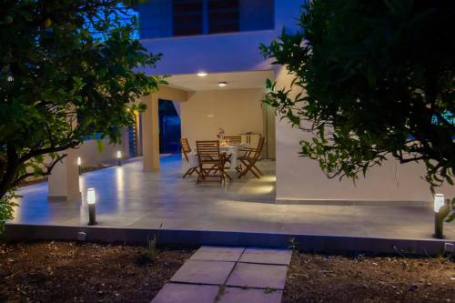 House on the beach, Salamina (foto 8)