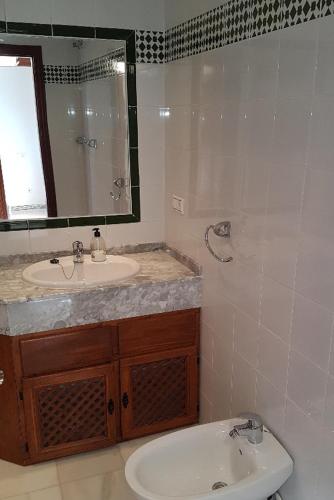 Beautiful apartment with sea view and close to the beach of Los Locos - image 10
