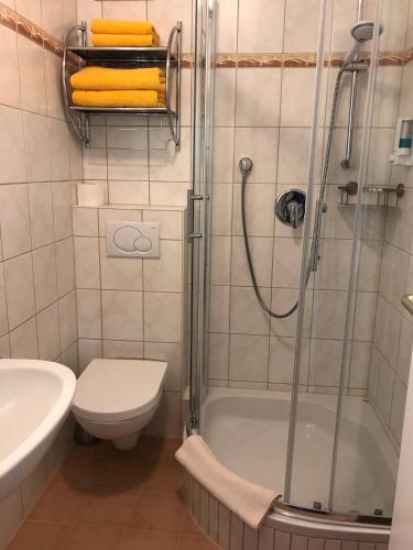 Deluxe Double Room with Shower