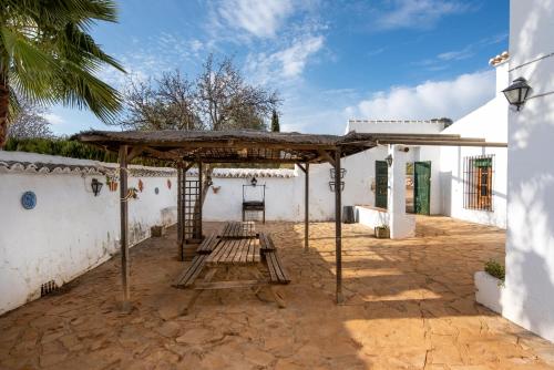 Cortijo Fuente de Alonso Gomez