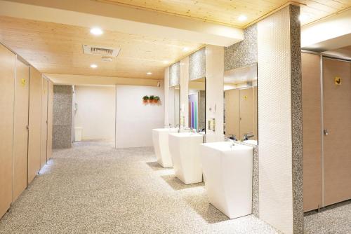 Bathroom, 電競客棧宜舍館 near Asia University